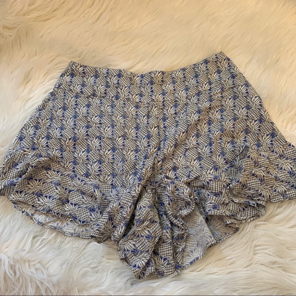 ANTHROPOLOGIE Maeve Pinespple Ruffled Shorts Small - Picture 7 of 8